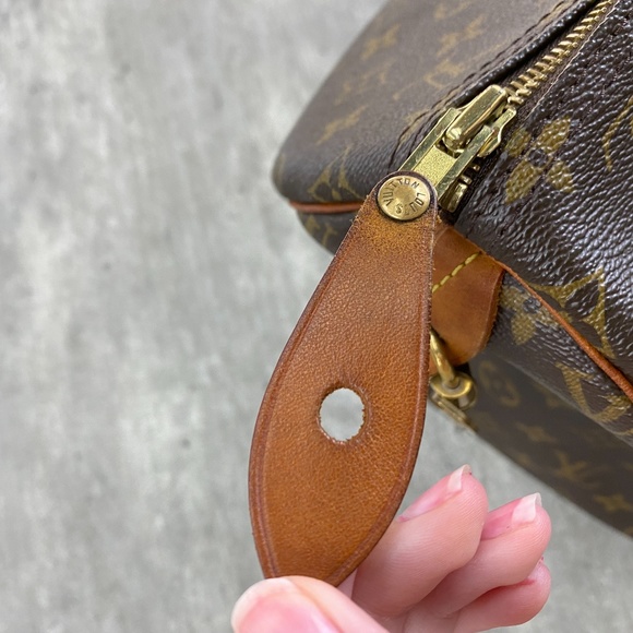 Louis Vuitton Vintage Speedy 35 Monogram Canvas Bag - Picture 4 of 13